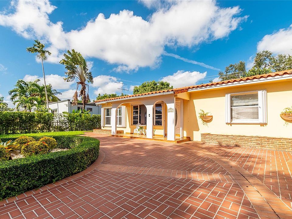 2nd image of 6247 SW 10th St