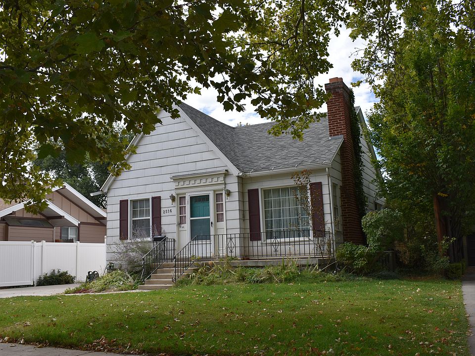 1st image of 2516 S Dearborn St