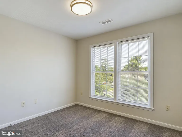 302 Baughmans Ln #M — Photo 18