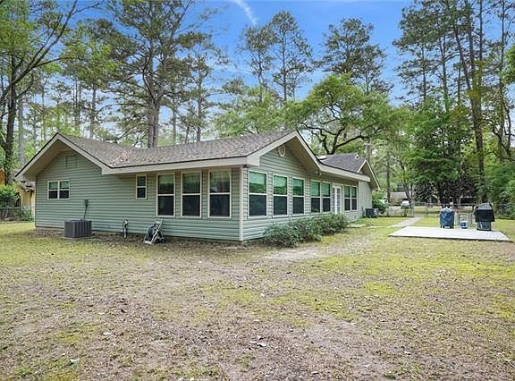 5th image of 20034 Chandler Dr