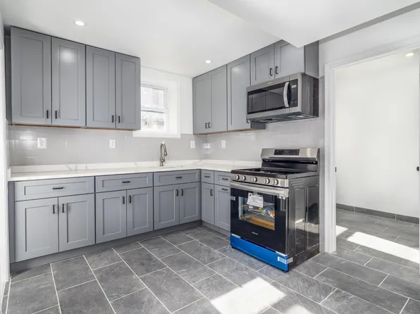 1223 43rd St, North Bergen, NJ 07047