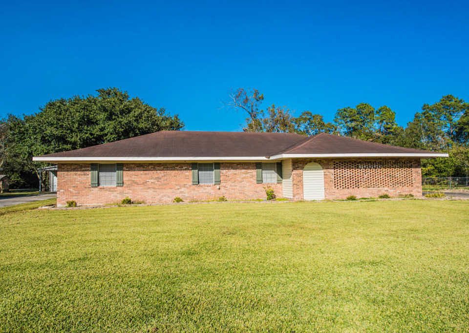 1st image of 9012 Rachelle Dr