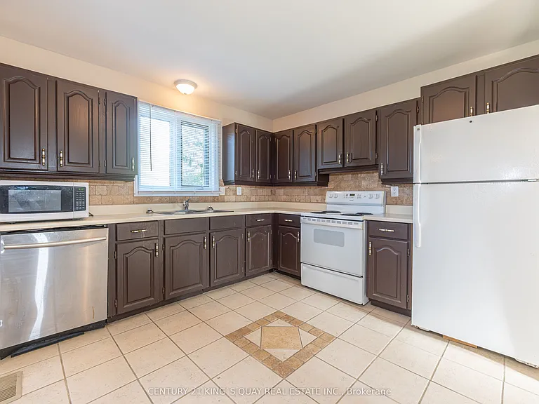 14 Pyne Hills Ct — Photo 8