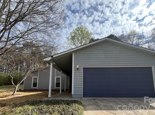 6525 Thamesmead Ln, Mint Hill, NC 28227