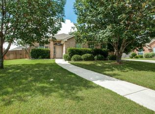 3704 Park Wood Ct, Corinth, TX 76208