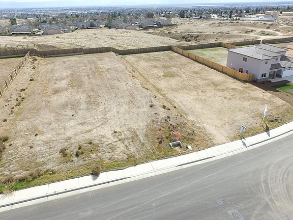 2nd image of 6909 Newquist Dr