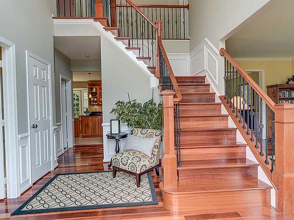 2nd image of 2703 Merricourt Ln