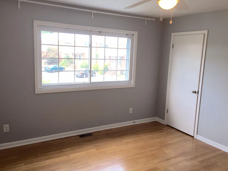 506 N Greensboro St #25 — Photo 7