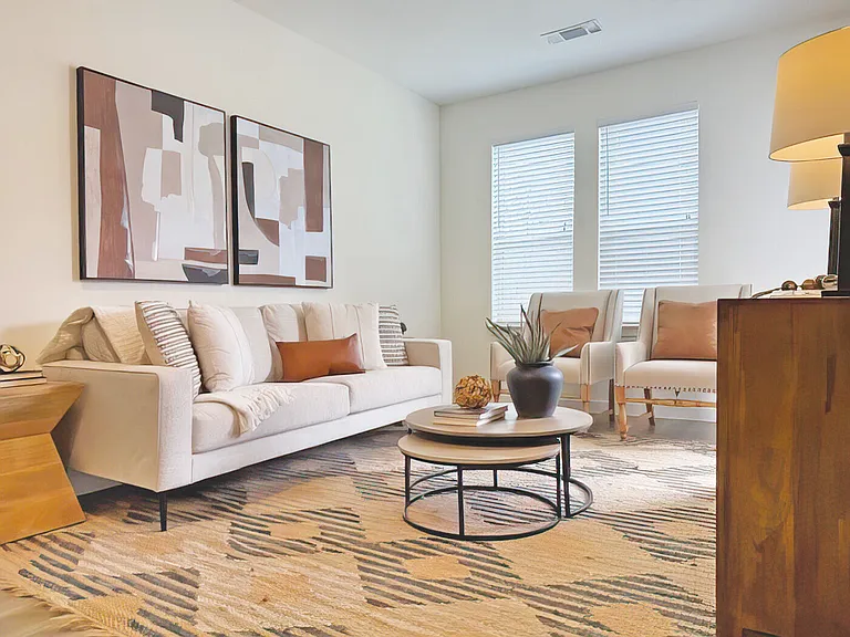 Loma Vista Lofts — Photo 37