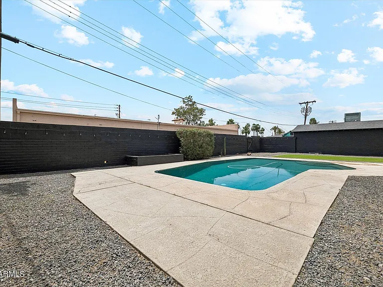1731 E Verde Ln — Photo 25