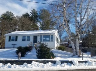 20 Cutler Dr, Springfield, VT 05156