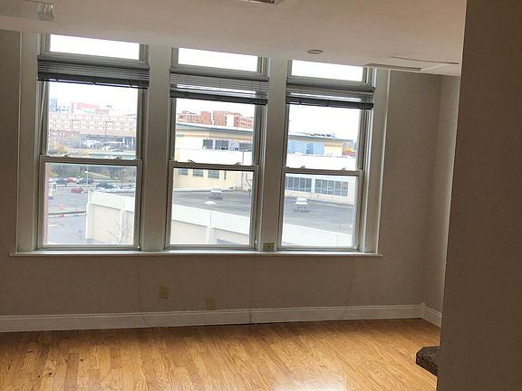 3rd image of 216-218 W Genesee St #4B