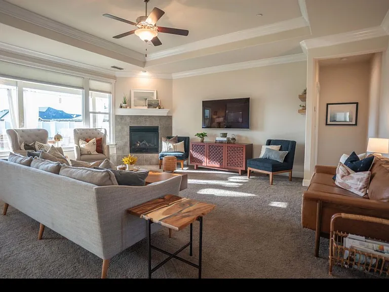 542 El Mango Dr — Photo 3