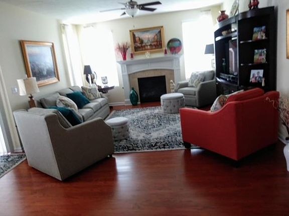 4th image of 1351 Grovesedge Dr