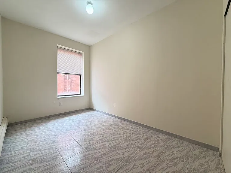 182 Bay 22nd St #4F — Photo 10