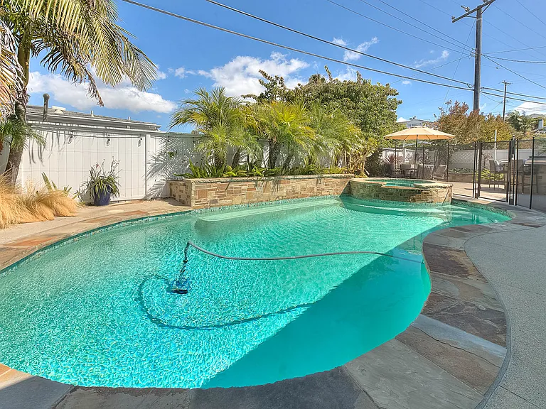 5209 Paseo Del Pavon — Photo 63