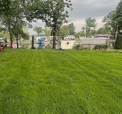 3rd image of 38400 N Lakeside Pl