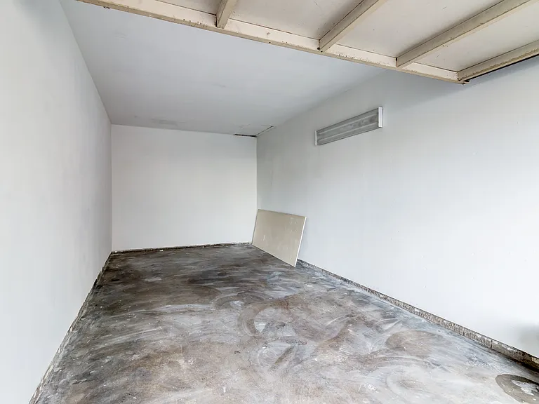 1102 E G St #12 — Photo 9