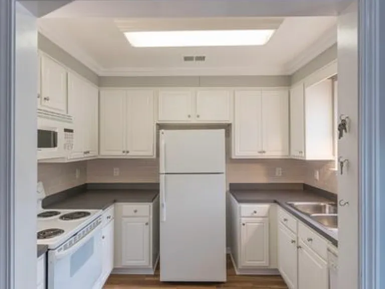 2 Magnolia Glen Ln #2 — Photo 8