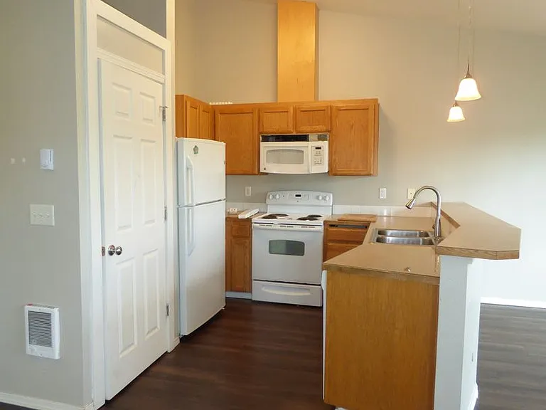 1150 12th St NE — Photo 31
