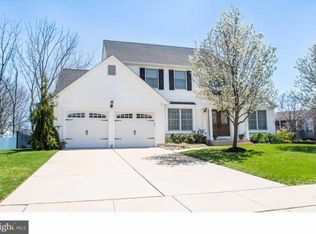 2 Loyalist Ct, Marlton, NJ 08053