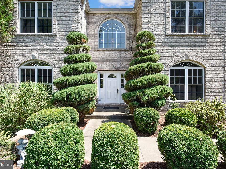 12705 Dumfries Rd, Manassas, VA 20112 Zillow