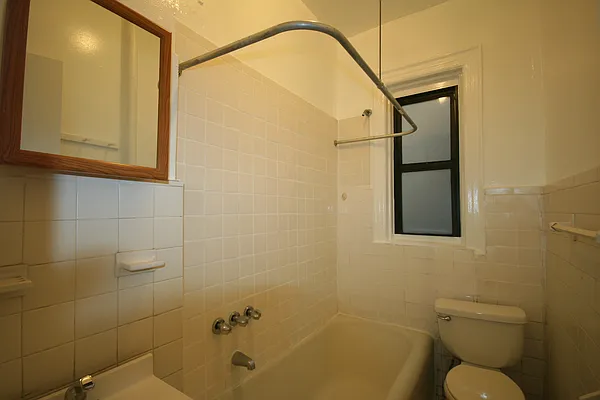 Rented by HH Realty | media 5