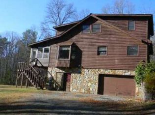 379A W Cherry Rd, Hayesville, NC 28904