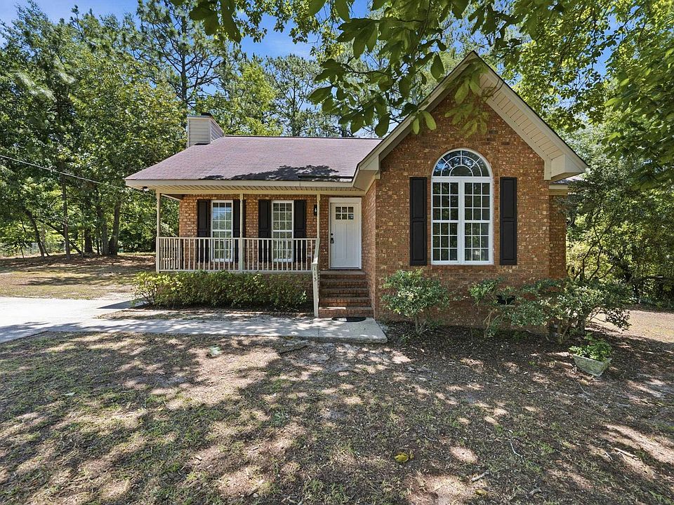 1st image of 113 Maple Shade Ln