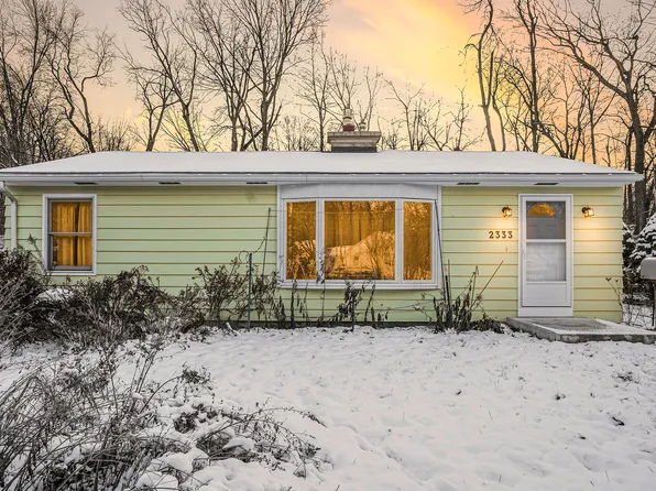 2333 Hillsdale Ave, Kalamazoo, MI 49006