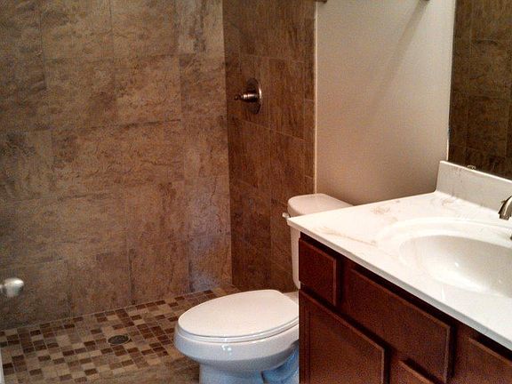5th image of 183 Balvenie Dr