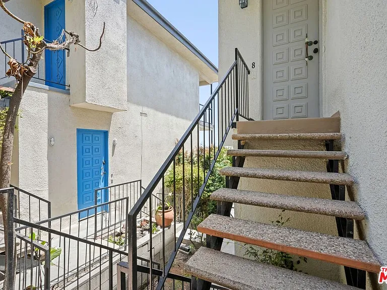 18103 Coastline Dr #8 — Photo 18
