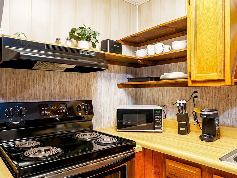 90 Faulkner Rd #103 — Photo 16