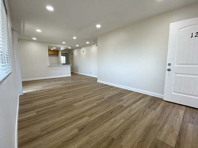 6001 Fullerton Ave — Photo 3