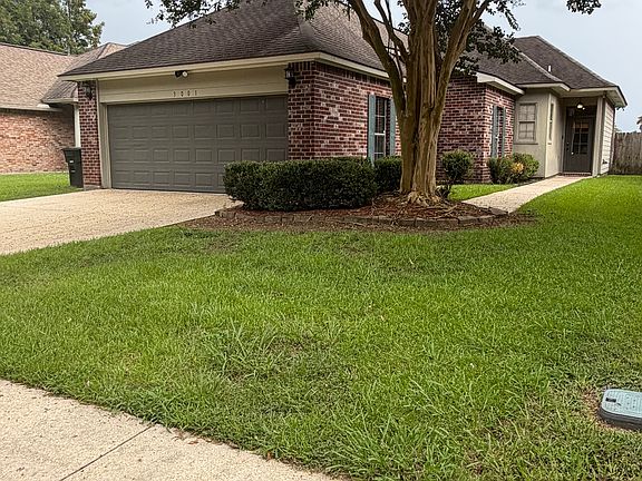 4th image of 3001 Northbank Dr