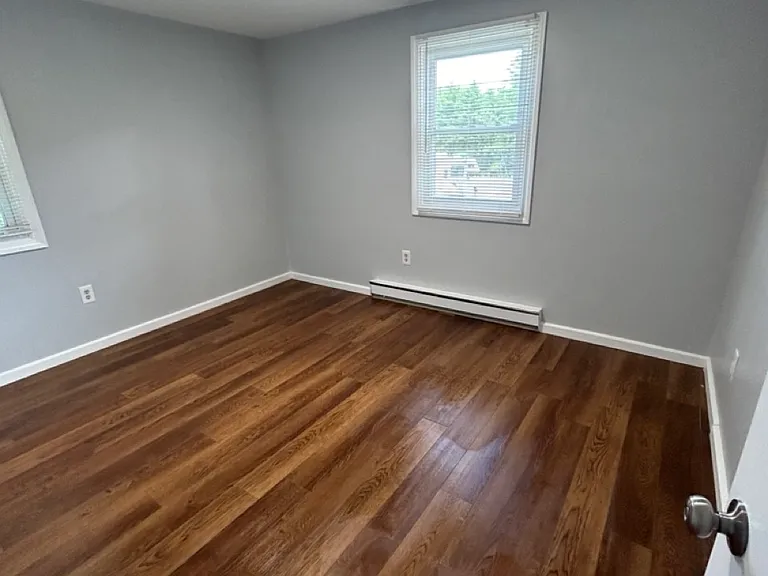 448 Chestnut Hill Rd #4 — Photo 8