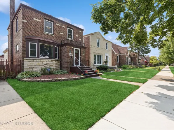 8537 S Dorchester Ave, Chicago, IL 60619