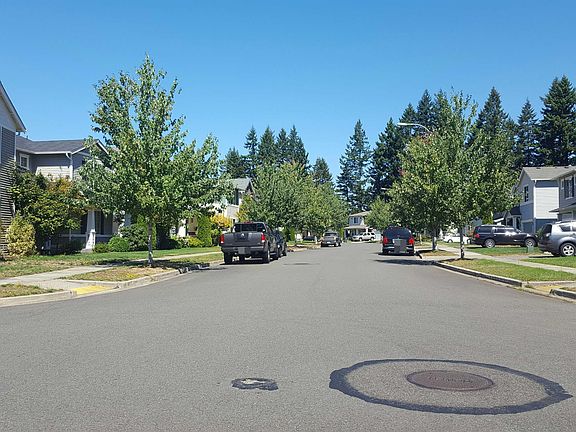 5th image of 2025 69th Ave SE