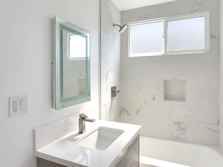 4233 Burns Ave — Photo 35