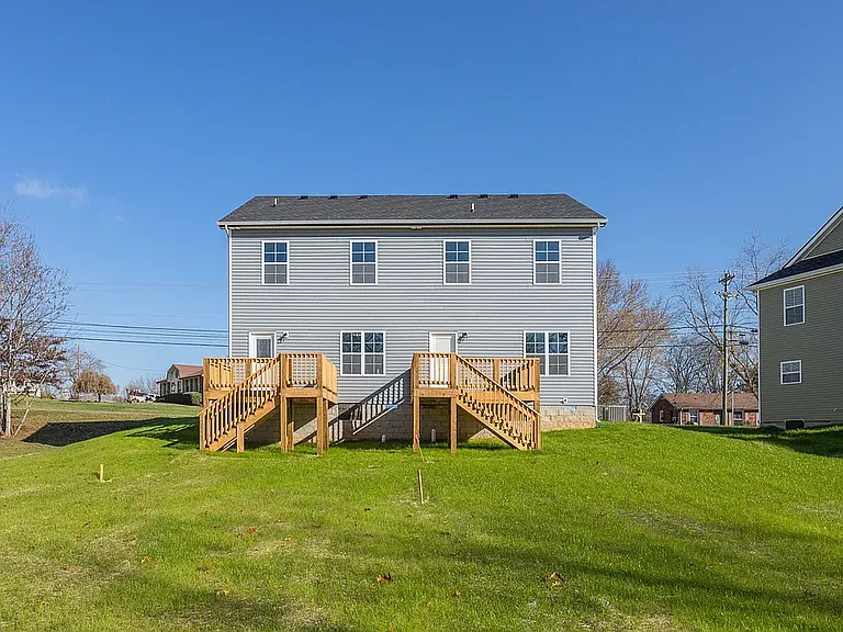 616 Lafayette Rd — Photo 18