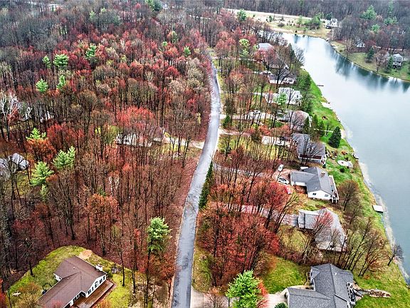 5th image of 8908 Longview Dr