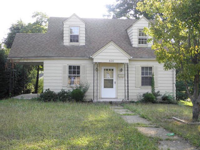 1st image of 620 Forest St