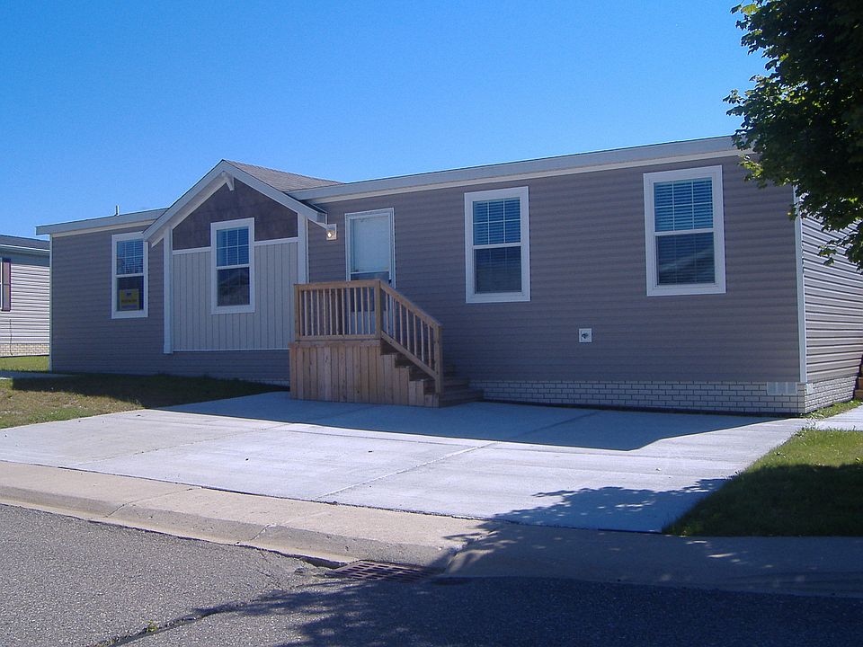 1st image of 3480 Petoskey Way