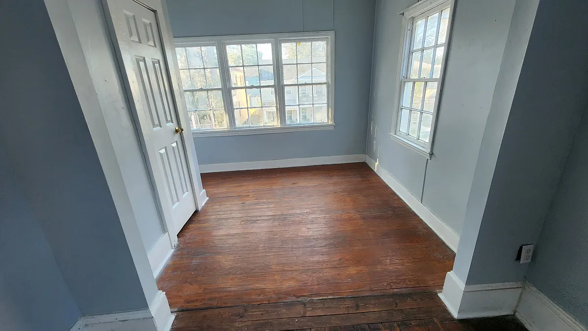 Building Photo - 826 E Duffy St #B