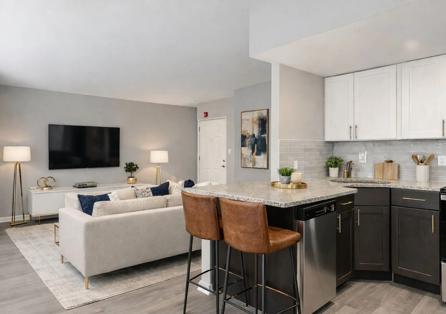 Northbrook Apartments — Photo 1
