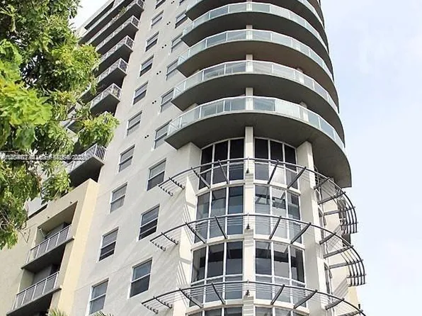 1 Glen Royal Pkwy, Miami, FL