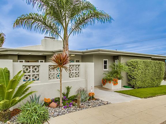 3rd image of 3755 Amaryllis Dr