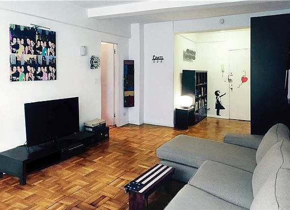 3rd image of 30 E 37th St APT 3F