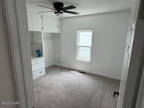 4th image of 1416 Forest St
