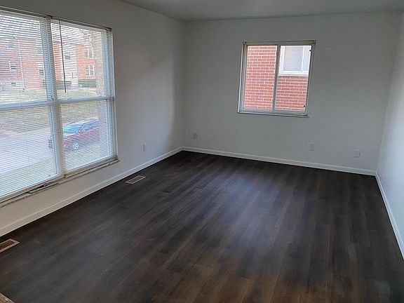 3rd image of 10060 Puttington Dr APT D